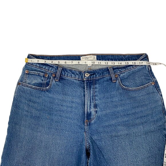 Abercrombie & Fitch Curve Love Baggy Low Rise Jeans Size 31/12 Blue Denim - Picture 7 of 12